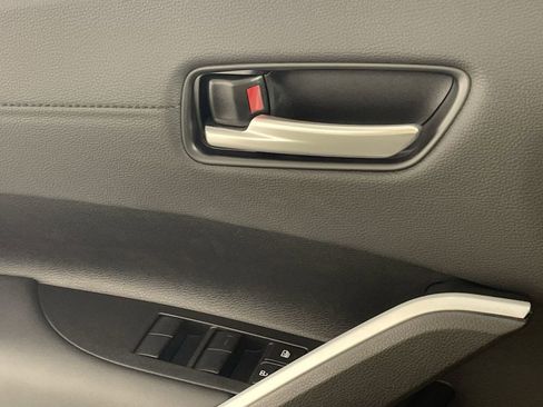 New 2026 Toyota Corolla Cross XLE image 18