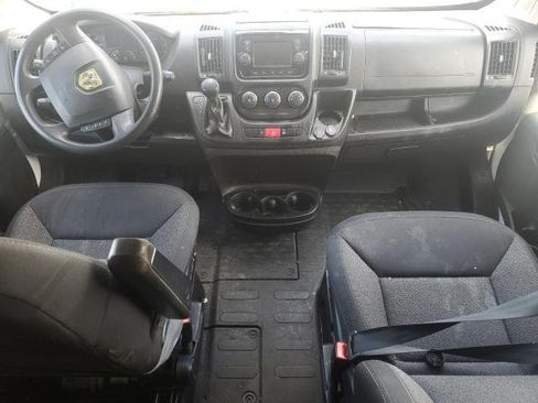 Used 2021 RAM ProMaster 2500 FWD image 8