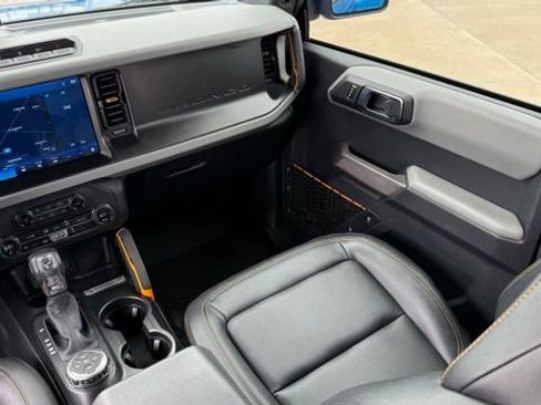 Used 2023 Ford Bronco Badlands AWD/4WD image 32
