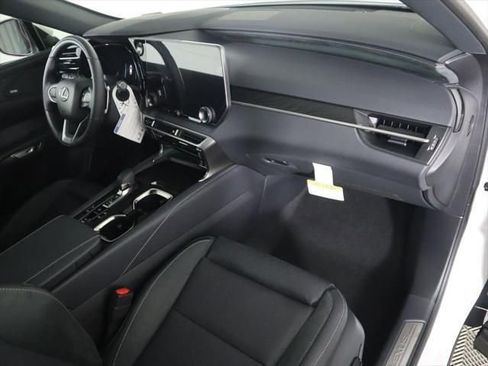 New 2026 Lexus RX 450h AWD image 18