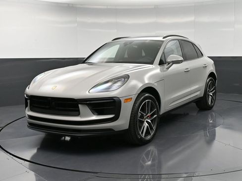 New 2026 Porsche Macan S AWD/4WD image 6