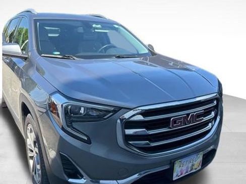 Used 2018 GMC Terrain SLT w/ Preferred Package image 3