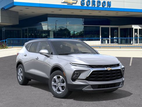New 2026 Chevrolet Blazer LT w/ Convenience Package image 7