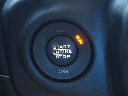 Used 2021 Jeep Wrangler Unlimited Rubicon AWD/4WD image 32