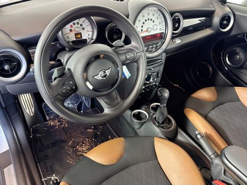 Used 2011 MINI Cooper S image 9
