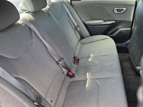Used 2025 Kia K4 FWD image 29