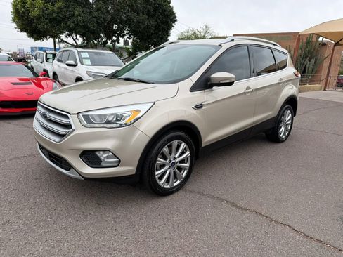 Used 2017 Ford Escape Titanium image 1