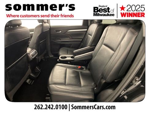 Used 2018 Toyota Highlander XLE image 22