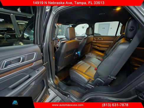 Used 2018 Ford Explorer Limited w/ Class II Trailer Tow Package image 29