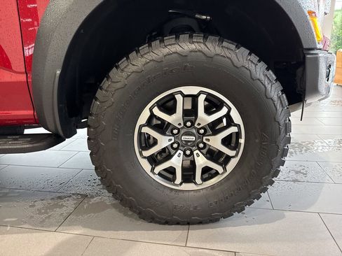Used 2022 Ford F150 Raptor w/ Equipment Group 801A High AWD/4WD image 61