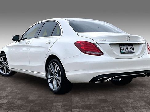 Used 2018 Mercedes-Benz C 300 4MATIC Sedan image 13