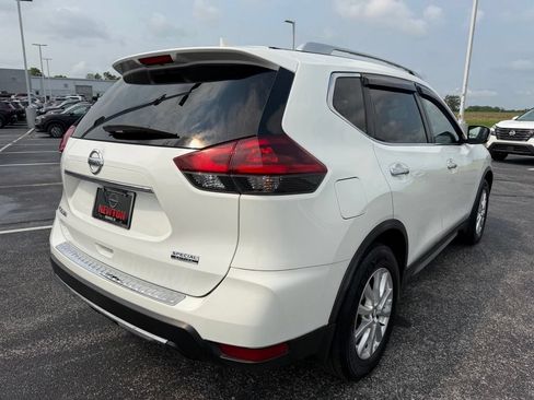 Used 2020 Nissan Rogue S w/ Special Edition Package FWD image 35