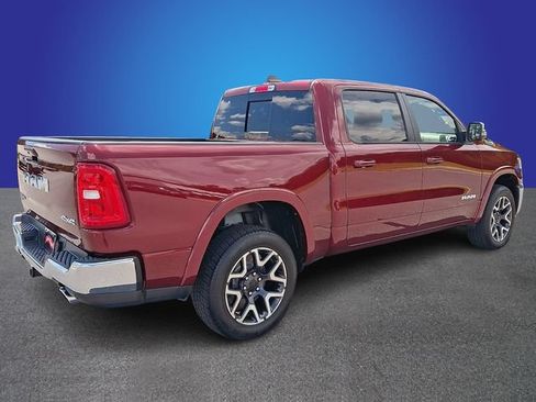 Used 2025 RAM 1500 Laramie AWD/4WD image 4