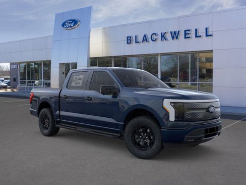 New 2025 Ford F150 Lightning XLT image 7