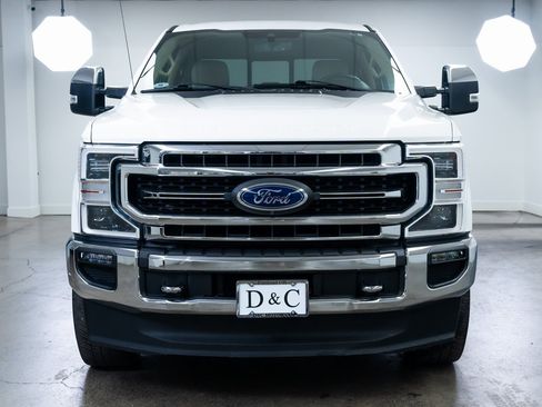 Used 2020 Ford F250 Lariat image 2