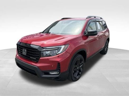 Certified 2024 Honda Passport Black Edition image 4