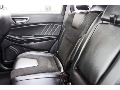 Used 2022 Ford Edge ST AWD/4WD image 11