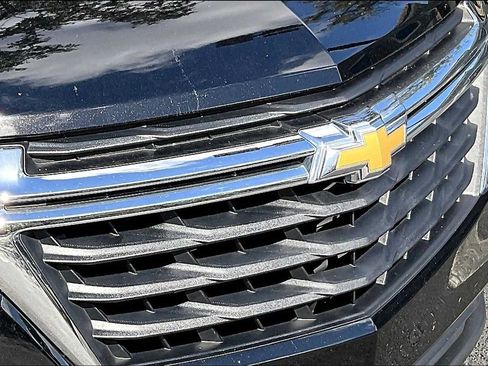 Used 2023 Chevrolet Equinox LS FWD image 29
