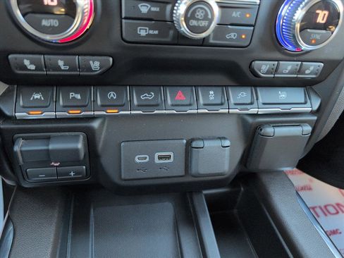 Used 2021 GMC Sierra 1500 SLT w/ SLT Premium Plus Package image 28