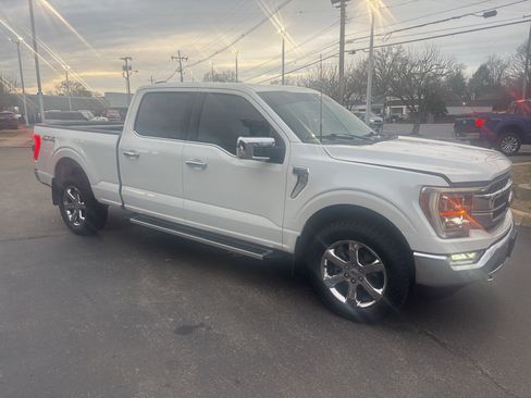 Used 2023 Ford F150 Lariat w/ Equipment Group 502A High image 10