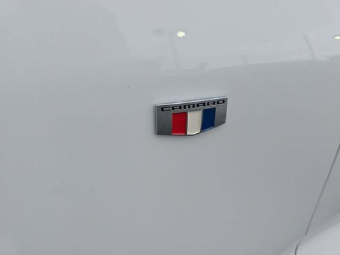 Certified 2021 Chevrolet Camaro SS image 34