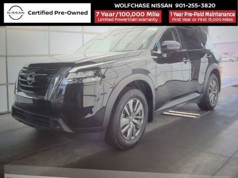Certified 2025 Nissan Pathfinder SV w/ SV Premium Package FWD image 1
