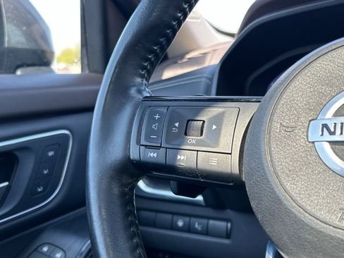 Used 2021 Nissan Rogue Platinum AWD/4WD image 39