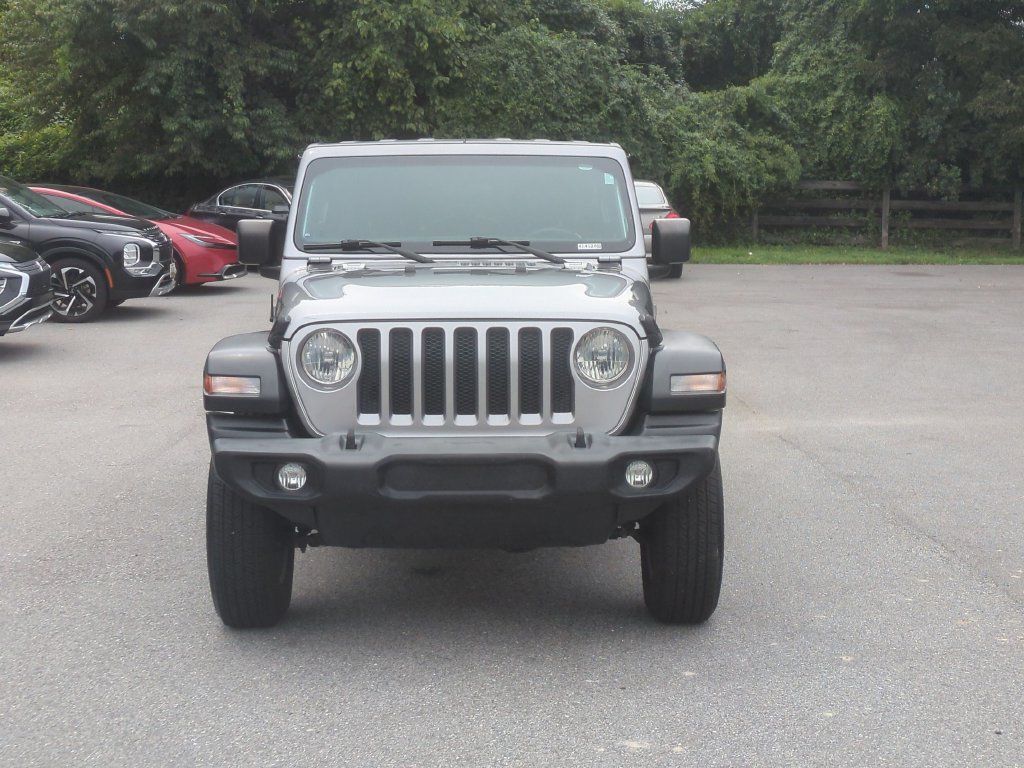 Used 2019 Jeep Wrangler Unlimited Sport S AWD/4WD image 2