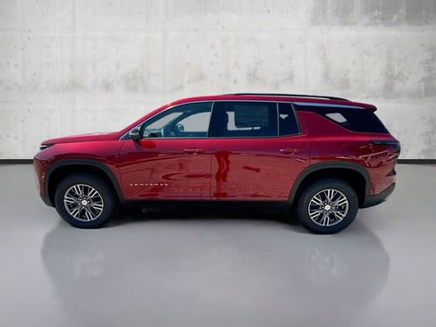 New 2025 Chevrolet Traverse LT w/ Enhanced Driving Package image 8