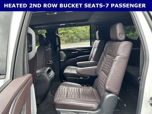 Used 2023 Cadillac Escalade ESV Sport Platinum image 8