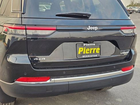 New 2025 Jeep Grand Cherokee Laredo X w/ Luxury Tech Group I image 7