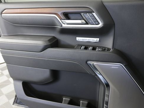 Certified 2024 GMC Sierra 1500 Denali image 30