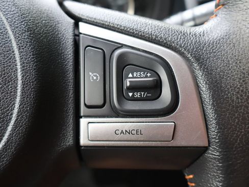 Used 2017 Subaru Crosstrek 2.0i Premium AWD/4WD image 30