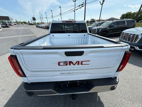 Used 2026 GMC Sierra 1500 SLT w/ SLT Premium Package AWD/4WD image 9