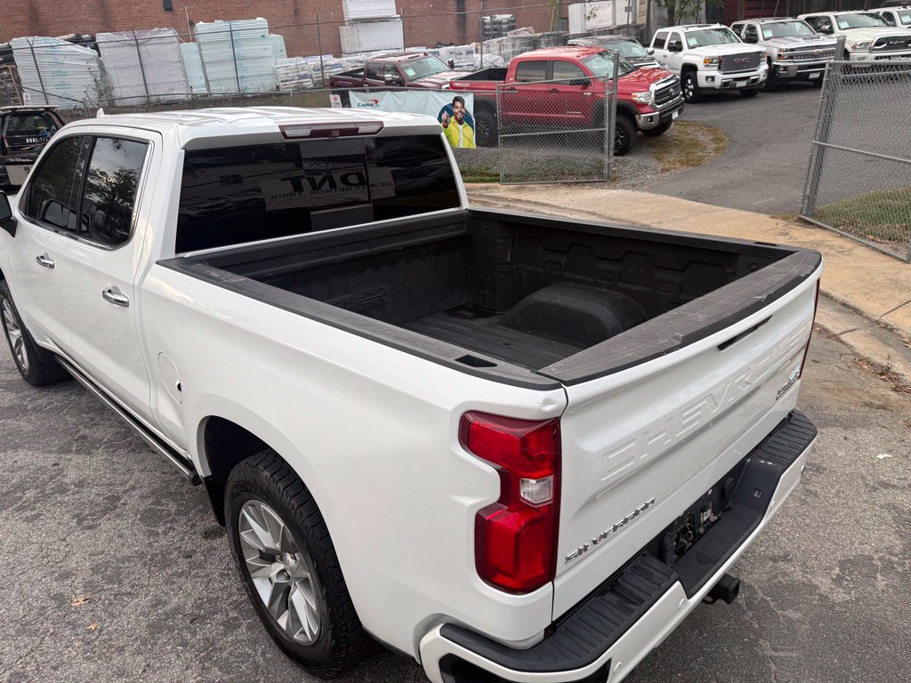 Used 2019 Chevrolet Silverado 1500 High Country w/ Technology Package AWD/4WD image 18