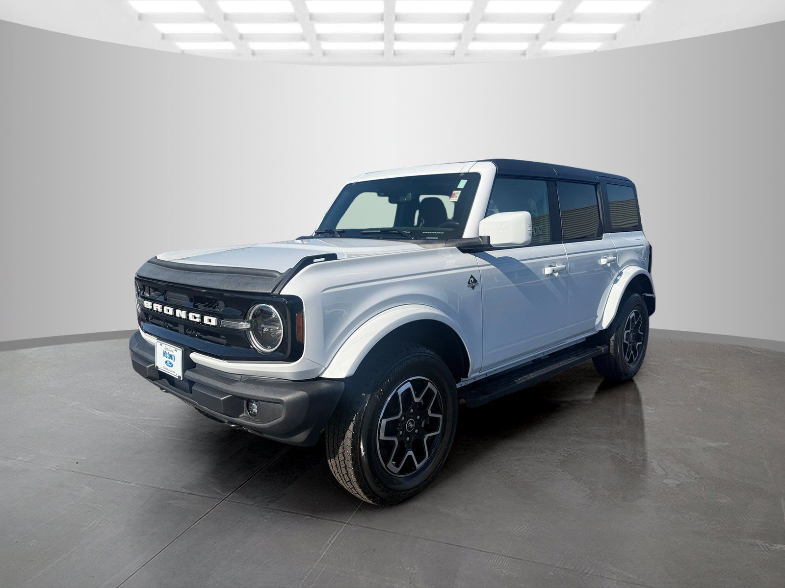 Used 2023 Ford Bronco Outer Banks AWD/4WD image 7