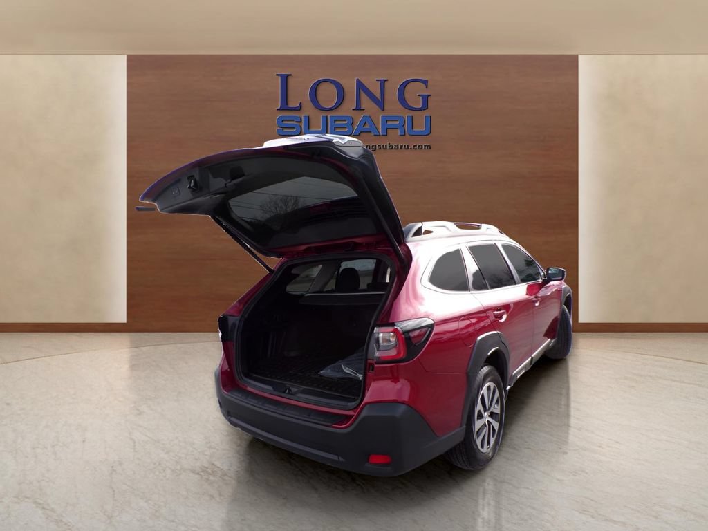 Certified 2025 Subaru Outback Premium AWD/4WD image 15