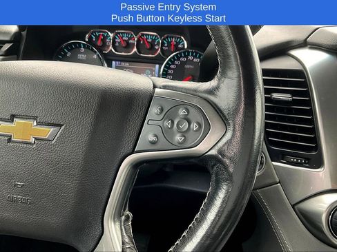 Used 2019 Chevrolet Tahoe LT w/ Luxury Package RWD image 15