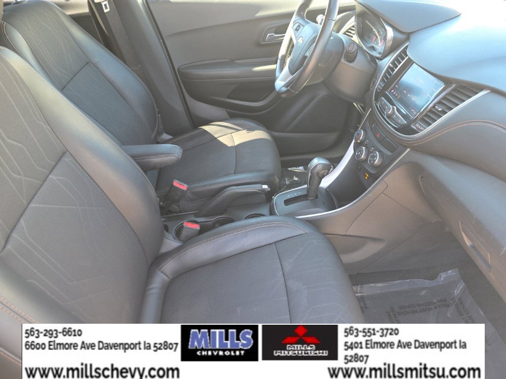 Used 2020 Chevrolet Trax LT w/ LT Convenience Package FWD image 20