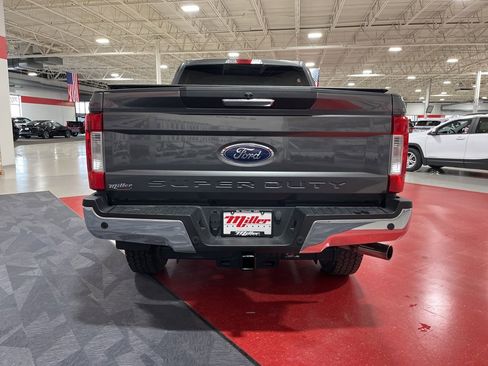 Used 2019 Ford F350 XLT w/ XLT Premium Package image 4