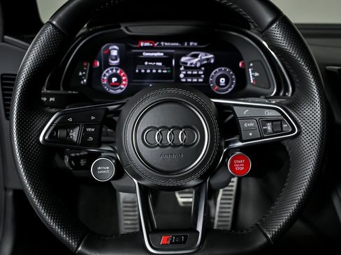 Used 2020 Audi R8 V10 w/ Carbon Exterior Package image 30