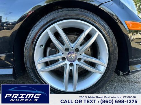 Used 2012 Mercedes-Benz C 300 Sport image 28