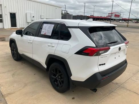 Used 2024 Toyota RAV4 LE FWD image 33