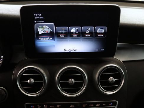 Used 2018 Mercedes-Benz GLC 300 4MATIC Coupe image 18