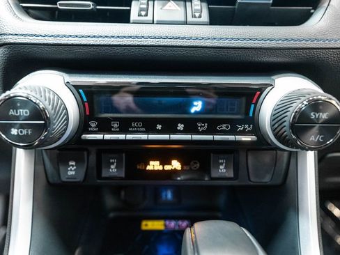 Certified 2025 Toyota RAV4 XSE w/ Advanced Technology Package image 30