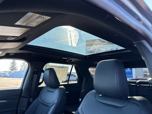 New 2026 Ford Explorer ST-Line w/ ST-Line Street Pack AWD/4WD image 14