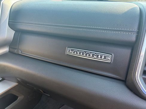 Used 2022 RAM 1500 Laramie AWD/4WD image 32