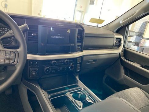 New 2026 Ford F350 XLT w/ FX4 Off-Road Package image 39