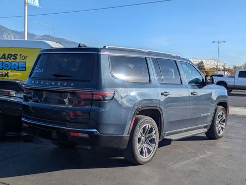 Used 2024 Jeep Wagoneer Series II w/ Flexible Seating Group AWD/4WD image 4