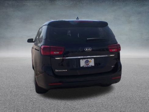 Used 2020 Kia Sedona EX image 35